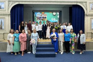 Вручение аттестатов 9-ти классникам