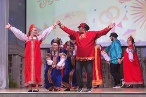 Масленичные гуляния в школе